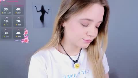 Snapshot of morganbirsner chatting on 11/14/25, 03:22 Mary3 online show from 11/14/25, 03:22