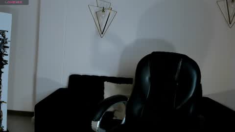 Snapshot of morganhicks chatting on 06/23/26, 10:24 Morgan Hicks online show from 06/23/26, 10:24
