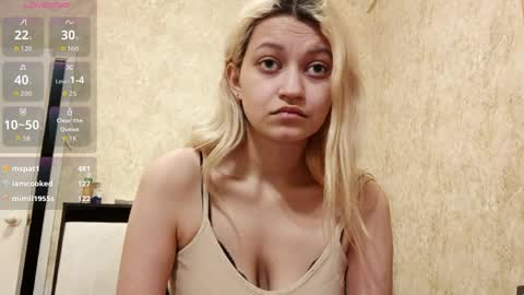 Eva is here now  help me get 50 thumbs up pls  online show from 04/11/26, 06:23