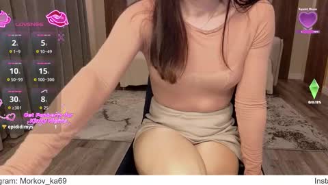 Anna online show from 11/20/25, 01:55