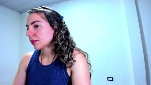 Snapshot of morning_littlestart chatting on 11/23/25, 01:49 Morning start online show from 11/23/25, 01:49