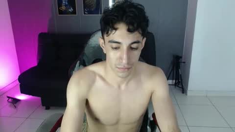 Snapshot of morrison_jimm chatting on 02/15/26, 05:48 santii online show from 02/15/26, 05:48