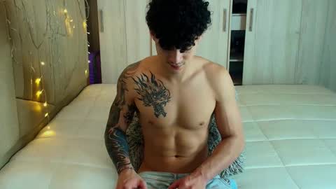 Snapshot of morthy_downey chatting on 12/17/24, 01:16 Morthy online show from 12/17/24, 01:16