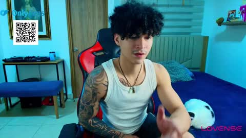 Snapshot of morthy_downey chatting on 03/01/25, 02:02 Morthy online show from 03/01/25, 02:02