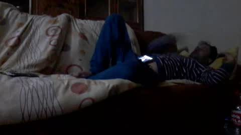 Snapshot of mospeleu chatting on 02/16/25, 03:38 Nomadu online show from 02/16/25, 03:38