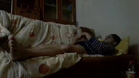 Snapshot of mospeleu chatting on 02/17/25, 02:04 Nomadu online show from 02/17/25, 02:04