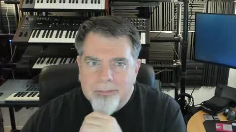 mostly_unbothered online show from 05/19/26, 08:42