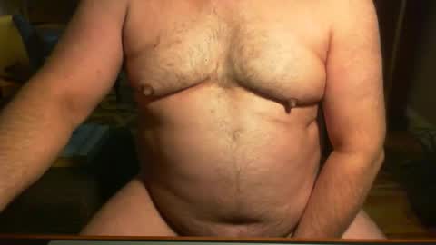 Snapshot of motets chatting on 04/15/26, 10:21 motets online show from 04/15/26, 10:21