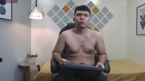 Mou Fly online show from 09/23/25, 01:36