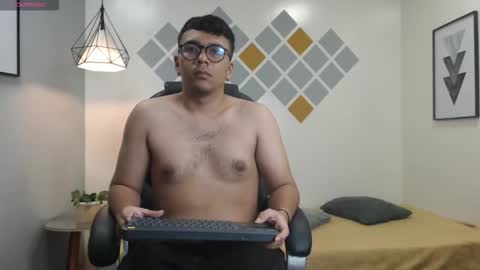 Mou Fly online show from 09/25/25, 11:25