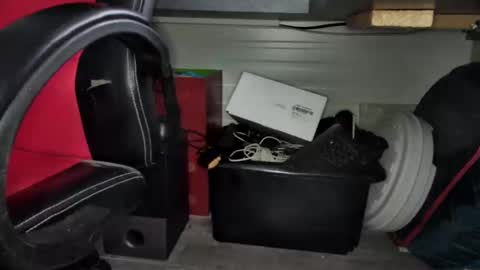 CamO online show from 03/11/25, 07:26