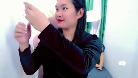 casandra online show from 11/27/25, 09:22