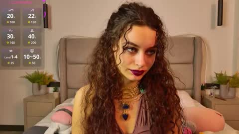 Luna online show from 02/18/26, 09:22