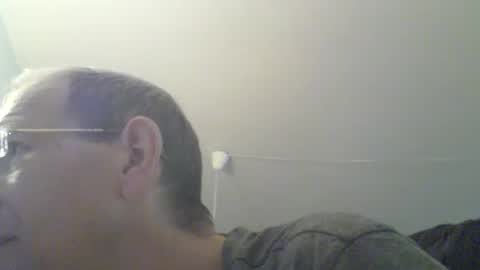 Snapshot of moviem1978 chatting on 02/27/25, 07:44 Frederik online show from 02/27/25, 07:44