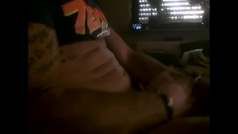 Snapshot of mowgli1977 chatting on 02/20/25, 12:47 mowgli1977 online show from 02/20/25, 12:47