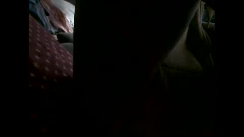 Snapshot of mowgli1977 chatting on 10/12/25, 10:03 mowgli1977 online show from 10/12/25, 10:03