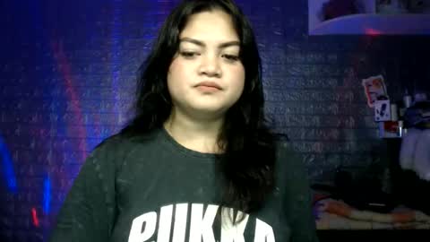 MOLLY online show from 05/24/26, 03:06
