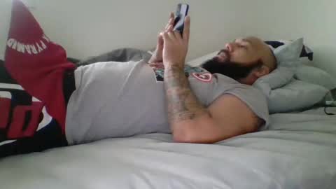 Snapshot of mr8plus chatting on 01/04/25, 02:25 Mr8 online show from 01/04/25, 02:25