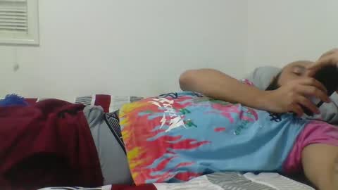 Snapshot of mr8plus chatting on 01/24/25, 03:43 Mr8 online show from 01/24/25, 03:43