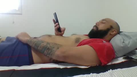 Snapshot of mr8plus chatting on 01/31/25, 09:05 Mr8 online show from 01/31/25, 09:05