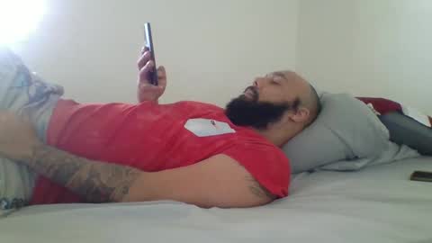 Snapshot of mr8plus chatting on 02/02/25, 07:04 Mr8 online show from 02/02/25, 07:04