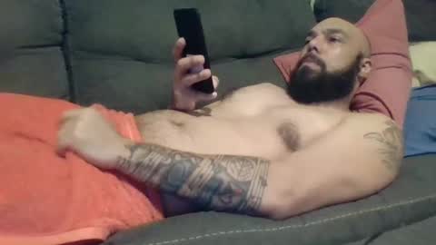 Snapshot of mr8plus chatting on 02/20/25, 01:25 Mr8 online show from 02/20/25, 01:25