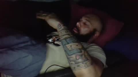 Snapshot of mr8plus chatting on 03/11/25, 07:48 Mr8 online show from 03/11/25, 07:48