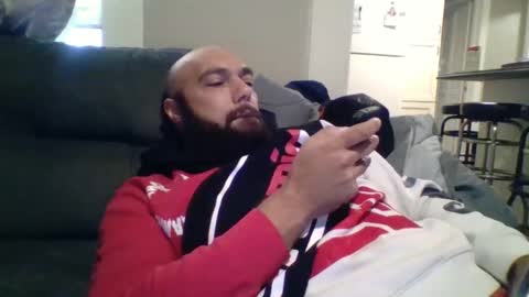 Snapshot of mr8plus chatting on 10/31/25, 10:00 Mr8 online show from 10/31/25, 10:00