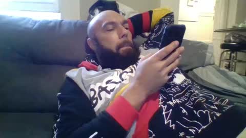 Snapshot of mr8plus chatting on 11/22/25, 10:09 Mr8 online show from 11/22/25, 10:09