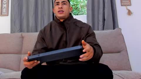    online show from 03/28/26, 12:16