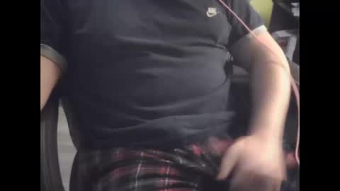 Snapshot of mr_diego69 chatting on 03/08/25, 11:28 Diego69 online show from 03/08/25, 11:28