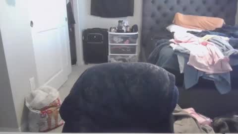 Snapshot of mr_diego69 chatting on 10/05/25, 08:07 Diego69 online show from 10/05/25, 08:07