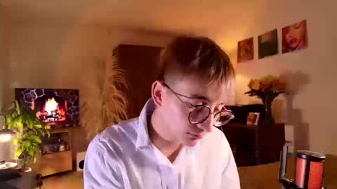 Mr Evans online show from 09/12/25, 01:22