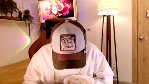 Mr Evans online show from 12/18/25, 05:08