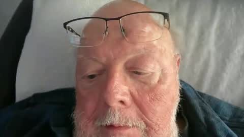 Jess online show from 04/22/26, 07:48