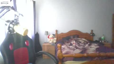 mr_i_ online show from 10/05/25, 09:51