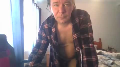 mr_i_ online show from 04/06/26, 09:32