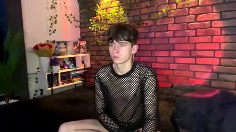 Kris online show from 01/31/25, 07:07