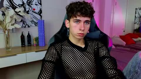 Kris online show from 02/01/25, 11:06