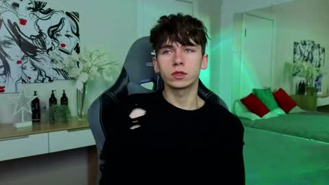 Kris online show from 02/14/25, 10:25