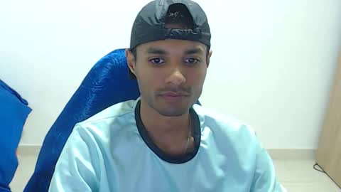 Max online show from 02/20/26, 01:22