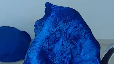 Max online show from 03/21/26, 02:16