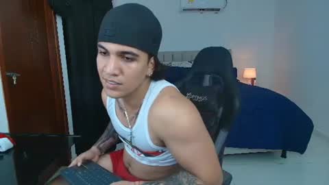 Snapshot of mr_maximo chatting on 06/10/26, 03:39 mr_maximo online show from 06/10/26, 03:39