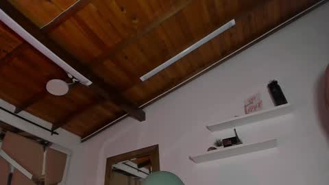 MIKEE online show from 02/01/25, 09:11