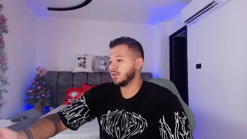 MIKEE online show from 01/07/26, 03:09