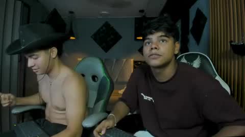 mr_mois online show from 06/16/26, 05:21