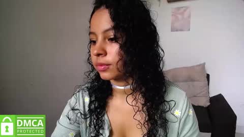 Snapshot of mr_mrscurie chatting on 01/24/25, 03:45 Mr Mrs Curie online show from 01/24/25, 03:45