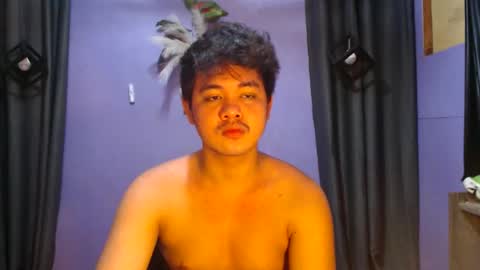 mr_olivercummerx online show from 11/13/25, 02:49