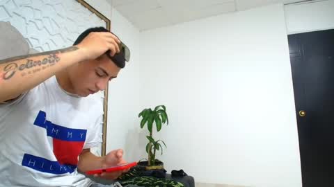 Mr Porn  online show from 04/09/26, 05:29