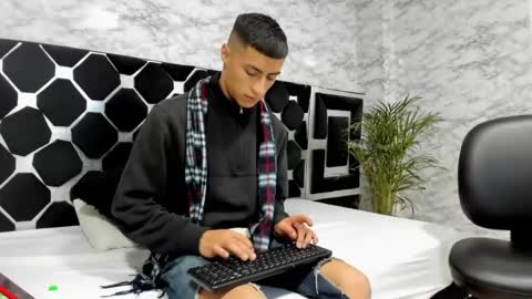 Mr Porn  online show from 04/12/26, 12:59